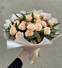 Букет Кремовые розы Латте в Чесма