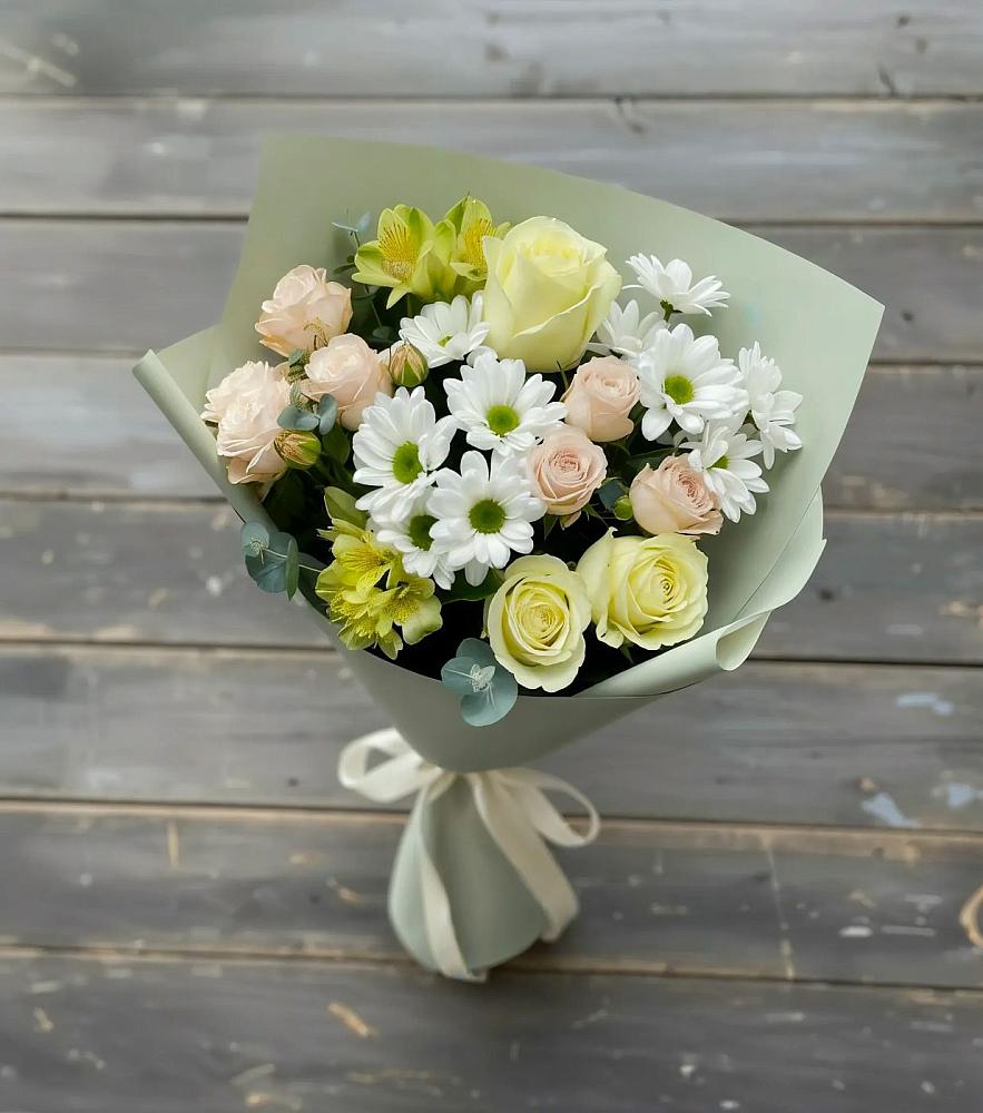 Букет цветов из: Альстромерии, Розы и Хризантемы в Чесма