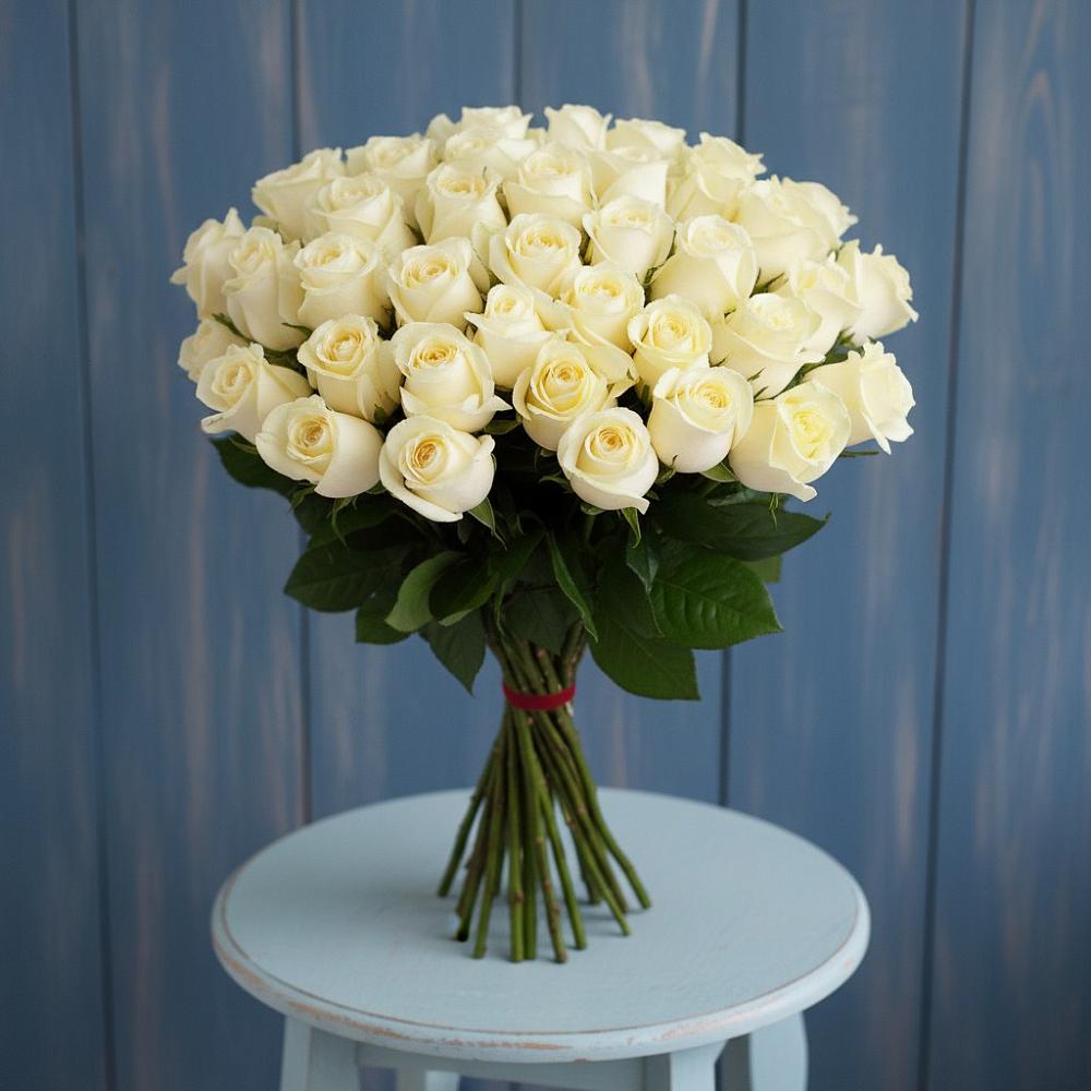 Букет 51 Белая роза Эдлесс Лав в Чесма