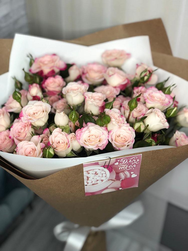 Букет цветов из: Розы в Чесма