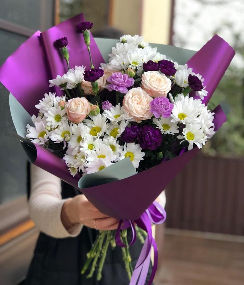 Букет цветов из: Хризантемы, Гвоздики и Розы в Чесма