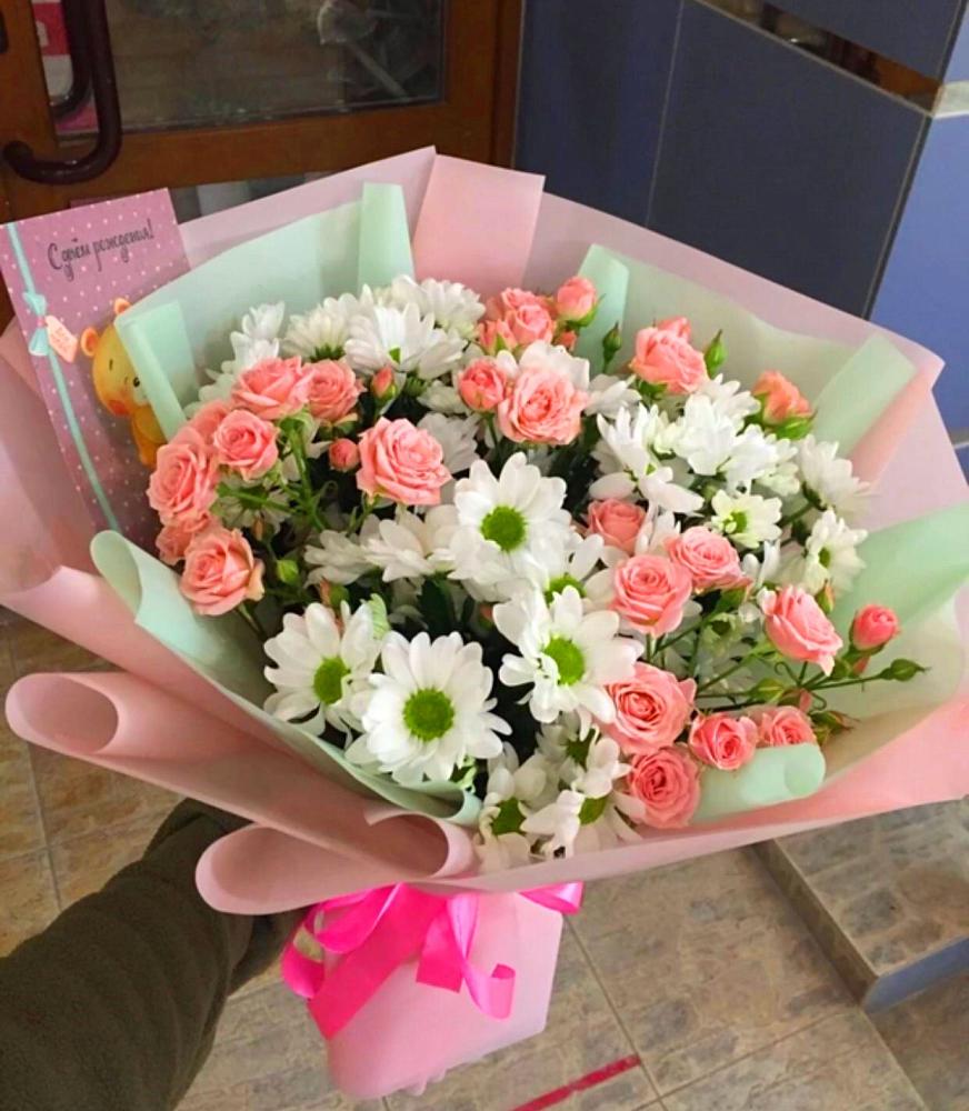 Букет цветов из: Розы и Хризантемы в Чесма