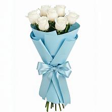 Букет 7 белых роз Проуд в Чесма