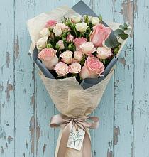 Букет цветов из:  Розы в Чесма