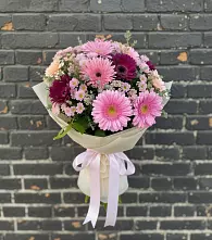 Букет цветов из:  Герберы и Хризантемы в Чесма