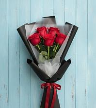 Букет цветов из:  Розы в Чесма