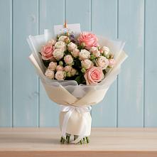 Букет цветов из:  Розы в Чесма